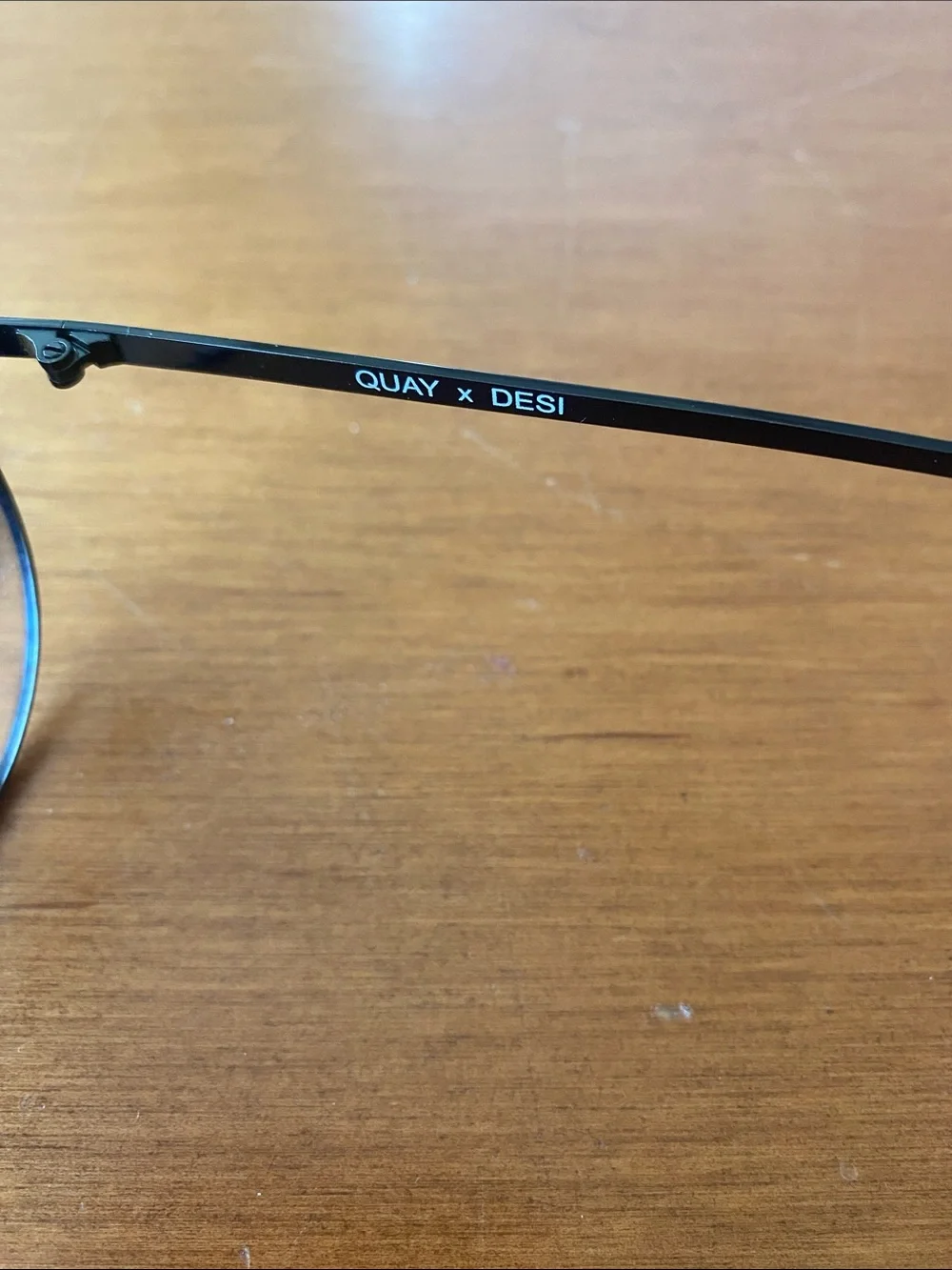 Quay great sunglasses! Best seller! Perfect for everyday! High key! Lens cat 3